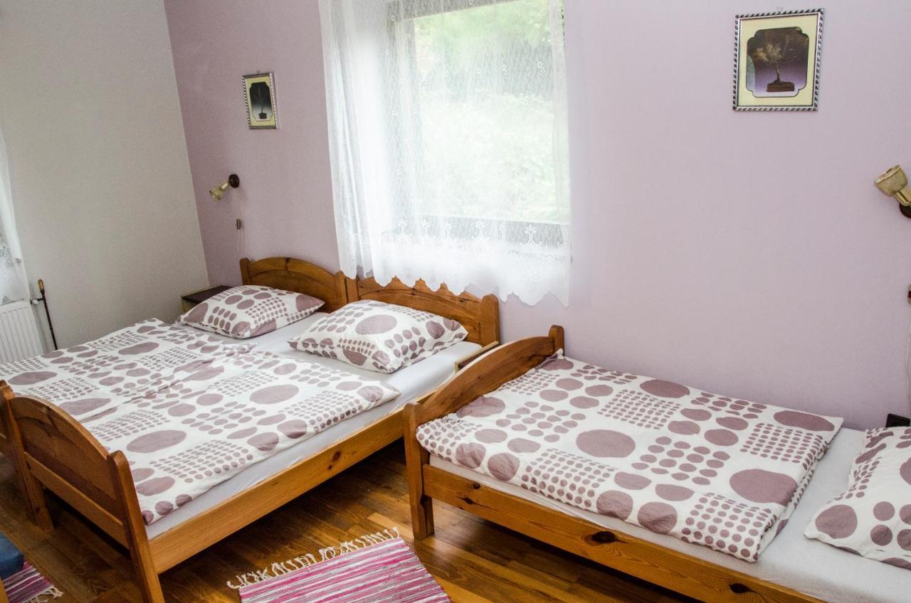 Pigal Panzio Bed & Breakfast Badacsonyors Exterior photo