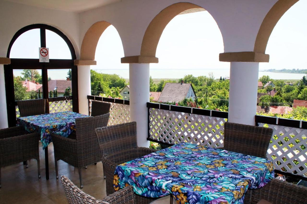 Pigal Panzio Bed & Breakfast Badacsonyors Exterior photo